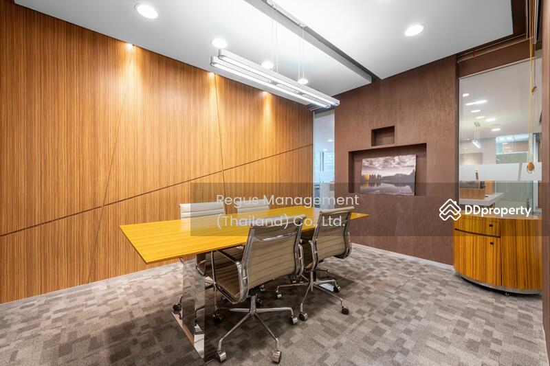ให้เช่า - เข้าร่วมสภาพแวดล้อม coworking ที่ Regus J-Park Nihon Mura, ชลบุรี