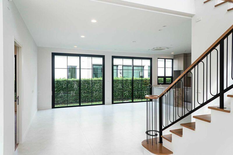 Narinsiri Krungthep Kreetha, Bangkok, Saphan Sung, Bangkok, 4 Bedrooms, 330 sqm, Single Detached House For Rent, by Patchalida Chanchaisiriwet, 11838931 - DDproperty.com