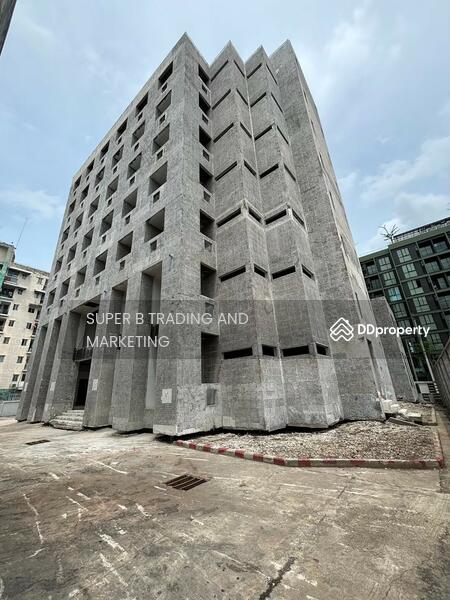 For Rent - Land for rent with a 7-storey commercial building with warehouse 1 rai 2 ngan, Soi Supapong 3 Prawet, Bangkok