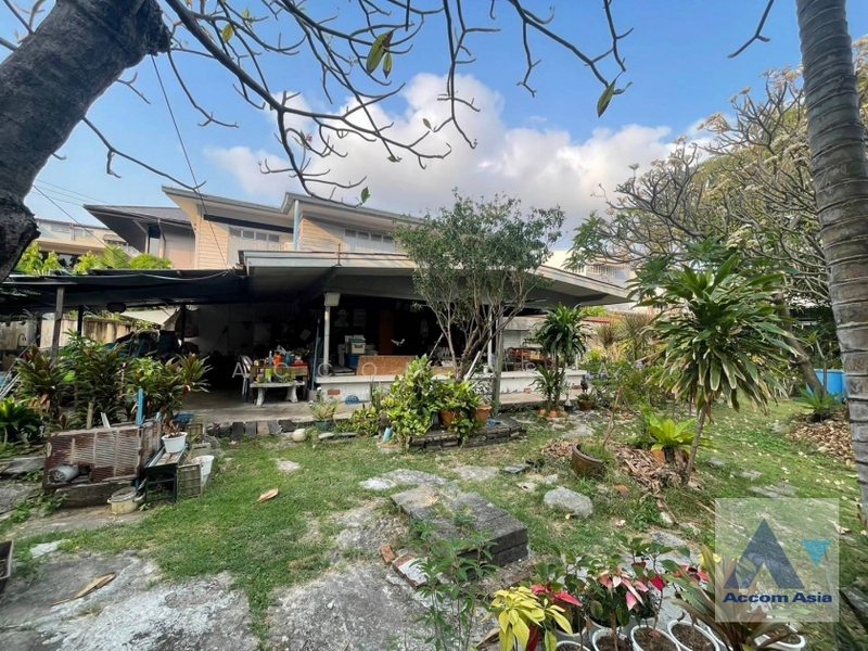 ให้เช่า - Home Office House for Rent in Sukhumvit, Bangkok near BTS On Nut (AA39774), กรุงเทพ