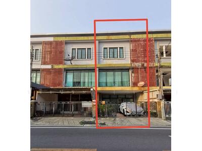 ขาย - ขายด่วน !! ทาวน์โฮม 3 ชั้น โครงการนิรันดร์อเวนิว ซอยนวมินทร์ 74 เนื้อที่ 19 ตร.วา, กรุงเทพ