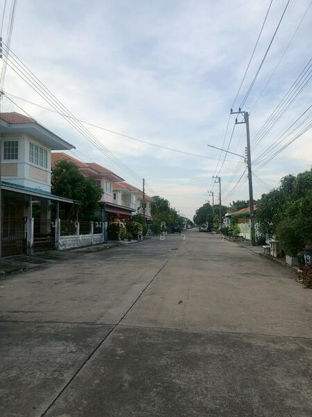 ขายบ้านเดี่ยวพร้อมอยู่ เสนากรีนวิลล์ คลอง 11 ธัญบุรี ปทุมธานี | ใกล้บึงน้ำรักษ์, Pathum Thani, Bung Nam Rak, Thanyaburi, Pathum Thani, 2 Bedrooms, 120 sqm, Single Detached House For Sale, by นฤมล ครั่งฝา ( เกียว ), 11839538 - DDproperty.com