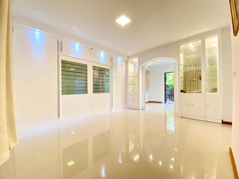 ขาย บ้านเดี่ยว หลังมุม หมู่บ้าน คาซ่า วิลล์ ราชพฤกษ์ – พระราม 5, นนทบุรี, บางกร่าง, เมืองนนทบุรี, นนทบุรี, 200 ตร.ม., บ้านเดี่ยว ขาย, โดย กรณวัสส์ กัณฑวัสส์วงส์, 11840510 - DDproperty.com