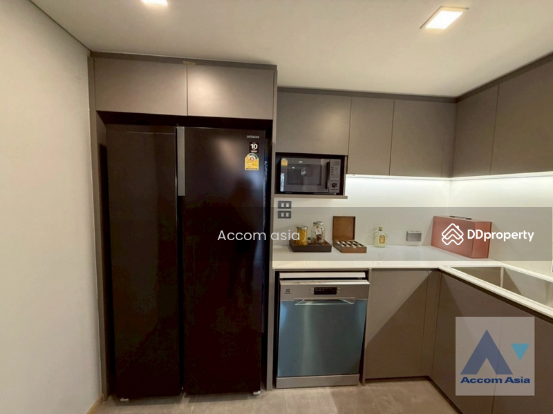 For Rent - Piya Apartment Sukhumvit 15, Bangkok