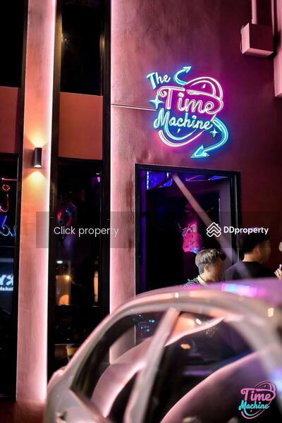 For Sale - คูหาห้อง 1 ชั้นครึ่งขนาด 80 ตรม, Bangkok