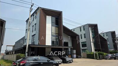 ขาย - ขายโรงงาน/โกดัง พร้อมออฟฟิศ โครงการ Factory Yard @Lam Luk ka ใกล้ทางด่วน, ปทุมธานี