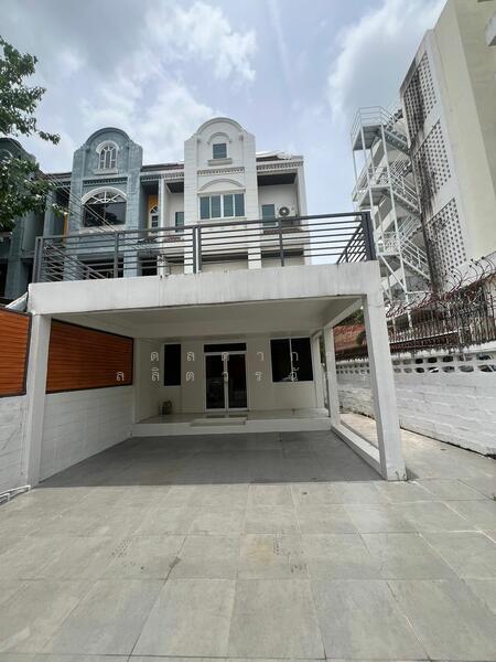 โฮมออฟฟิต ลาดพร้าว 91, Bangkok, 1 -, Wang Thonglang, Bangkok, 3 Bedrooms, 380 sqm, Townhouse For Sale, by ดลดากร ลลิตวรฉัตร, 11840979 - DDproperty.com
