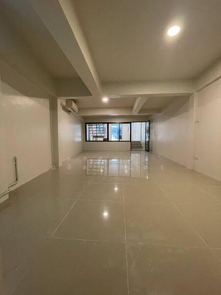 โฮมออฟฟิต ลาดพร้าว 91, Bangkok, 1 -, Wang Thonglang, Bangkok, 3 Bedrooms, 380 sqm, Townhouse For Sale, by ดลดากร ลลิตวรฉัตร, 11840979 - DDproperty.com