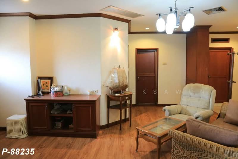 Country Complex Bangna : คันทรี คอมเพล็กซ์ บางนา, กรุงเทพ, ถนนสรรพาวุธ, บางนา, บางนา, กรุงเทพ, 109 ตร.ม., คอนโด ขาย, โดย Susira Prueksawun, 11841902 - DDproperty.com
