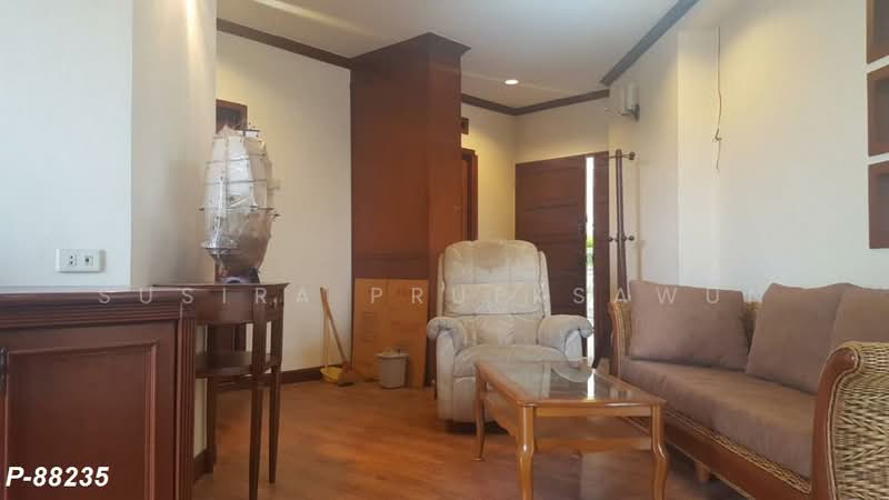 Country Complex Bangna : คันทรี คอมเพล็กซ์ บางนา, กรุงเทพ, ถนนสรรพาวุธ, บางนา, บางนา, กรุงเทพ, 109 ตร.ม., คอนโด ขาย, โดย Susira Prueksawun, 11841902 - DDproperty.com