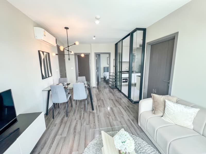 The Base Park East Sukhumvit 77, Bangkok, 99 Soi Pridi Banomyong 2, Phra Kanong Nua, Watthana, Bangkok, 2 Bedrooms, 50 sqm, Condo For Rent, by Techatat Chosoongnern, 11841923 - DDproperty.com