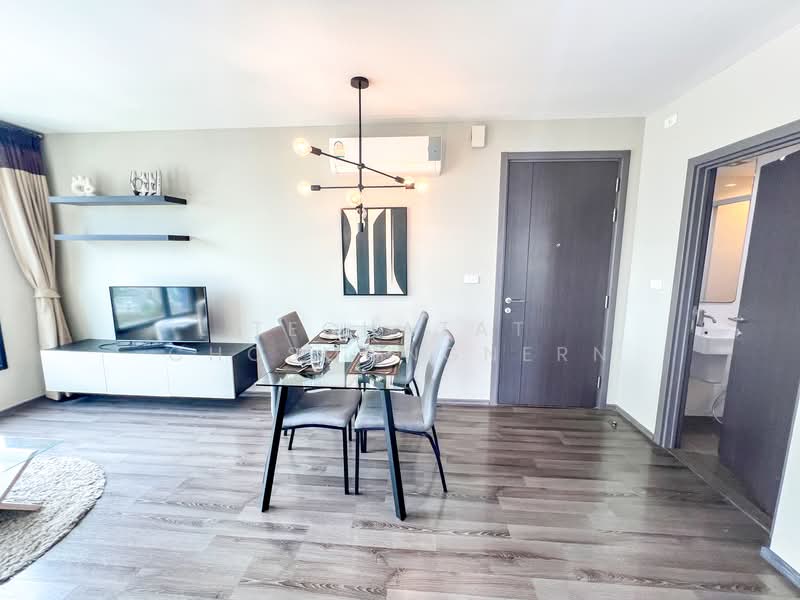 The Base Park East Sukhumvit 77, Bangkok, 99 Soi Pridi Banomyong 2, Phra Kanong Nua, Watthana, Bangkok, 2 Bedrooms, 50 sqm, Condo For Rent, by Techatat Chosoongnern, 11841923 - DDproperty.com