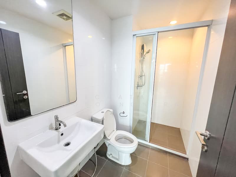 The Base Park East Sukhumvit 77, Bangkok, 99 Soi Pridi Banomyong 2, Phra Kanong Nua, Watthana, Bangkok, 2 Bedrooms, 50 sqm, Condo For Rent, by Techatat Chosoongnern, 11841923 - DDproperty.com