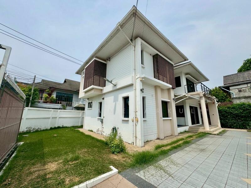 ขาย - ขายบ้านเดี่ยว ซอยเสนานิคม1แยก12 แปลงมุม 3ห้องนอน 4ห้องน้ำ 87 ตร.วา, กรุงเทพ