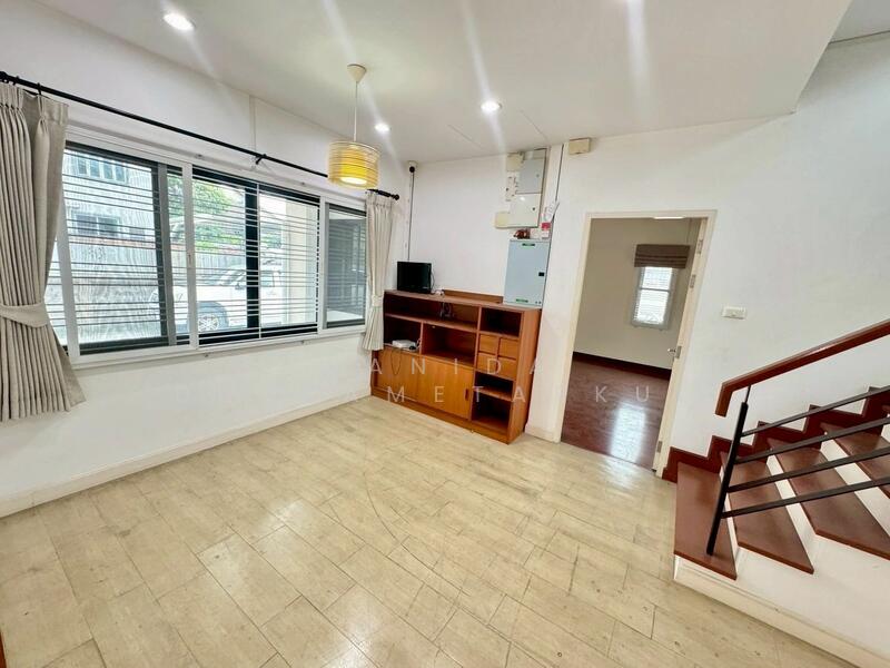 ขาย - ขายบ้านเดี่ยว ซอยเสนานิคม1แยก12 แปลงมุม 3ห้องนอน 4ห้องน้ำ 87 ตร.วา, กรุงเทพ