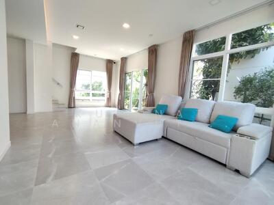 ขาย - Mantana Bangna-Wongwaen : มัณฑนา บางนา-วงแหวน, กรุงเทพ