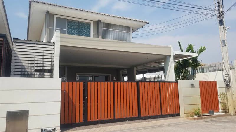 ให้เช่าบ้านแฝด หลังริม ม.แกรนด์วัลเล่ย์ หนองมน, Chon Buri (Pattaya), Saen Suk, Muang Chon Buri, Chon Buri (Pattaya), 3 Bedrooms, 120 sqm, Single Detached House For Rent, by Dusit Saengfa, 11842025 - DDproperty.com