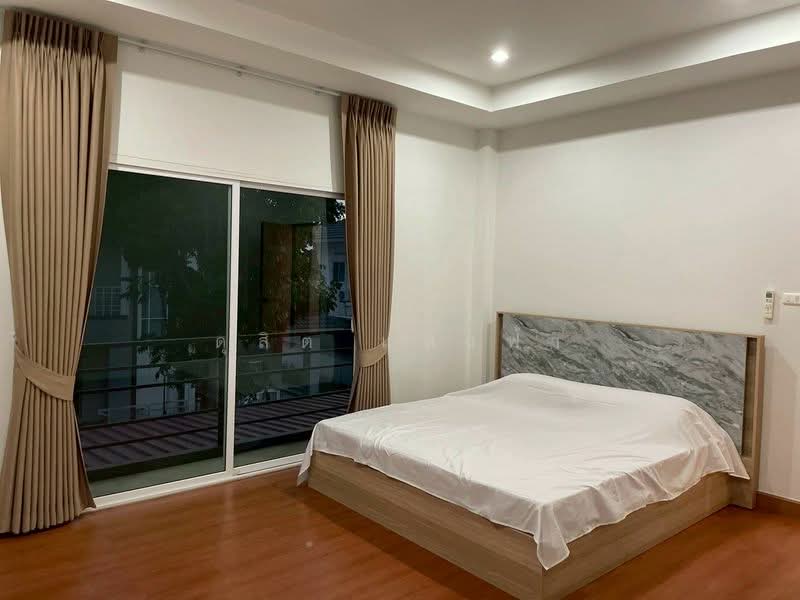 ให้เช่าบ้านเดี่ยวหลังใหญ่ ม.แลนซิโอคริป บ่อวิน ศรีราชา, Chon Buri (Pattaya), Bo Win, Si Racha, Chon Buri (Pattaya), 4 Bedrooms, 240 sqm, Single Detached House For Rent, by Dusit Saengfa, 11842027 - DDproperty.com
