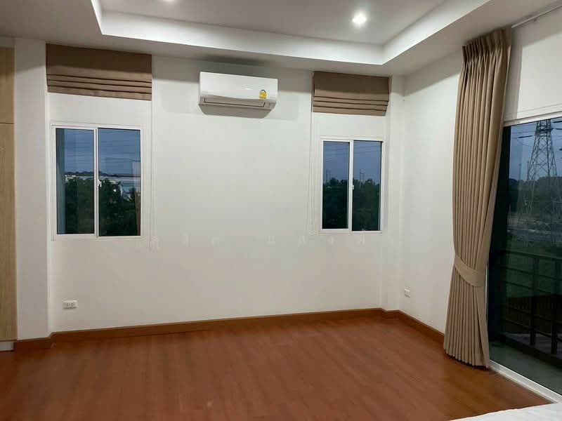ให้เช่าบ้านเดี่ยวหลังใหญ่ ม.แลนซิโอคริป บ่อวิน ศรีราชา, Chon Buri (Pattaya), Bo Win, Si Racha, Chon Buri (Pattaya), 4 Bedrooms, 240 sqm, Single Detached House For Rent, by Dusit Saengfa, 11842027 - DDproperty.com