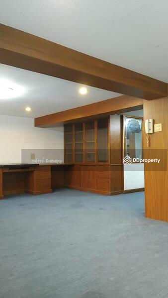For Rent - For rent: 2 commercial buildings on Chalermnimit 3 Road, opposite CJ MORE, CJ Supermarket., Bangkok