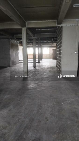 For Rent - For rent: 2 commercial buildings on Chalermnimit 3 Road, opposite CJ MORE, CJ Supermarket., Bangkok