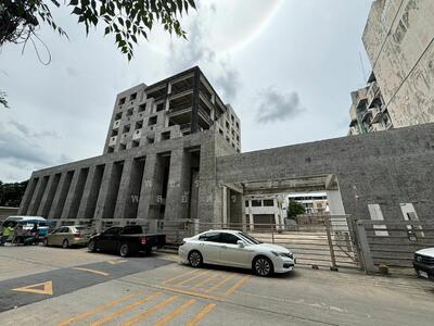 ขาย - อาคารพาณิชย์ 7 ชั้นพร้อมโกดัง ซอยสุภาพงษ์ 3, กรุงเทพ