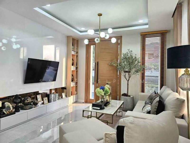 For Sale - 2 Storey Luxury Pool Villa in Huai Yai, Chon Buri (Pattaya)