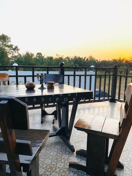 For Sale - Two-Bedroom Two-Bathroom Wooden House for Rent/Sale, Chon Buri (Pattaya)