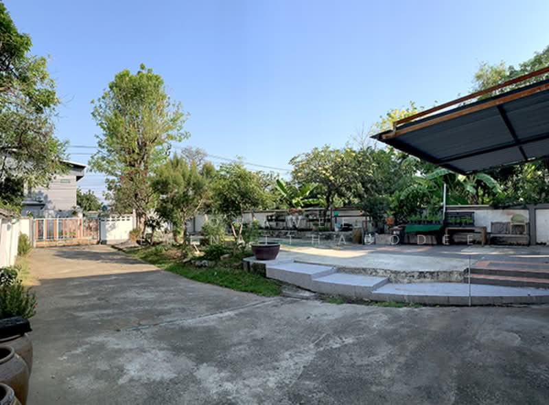 ขาย บ้านและที่ดิน ขนาด 1 ไร่ เฉลิมพระเกียรติ ร.๙, Bangkok, เฉลิมพระเกียรติ ร.9, Dok Mai, Prawet, Bangkok, , 1,600 sqm, Land For Sale, by Sorawee Chueninatthabodee, 11843307 - DDproperty.com