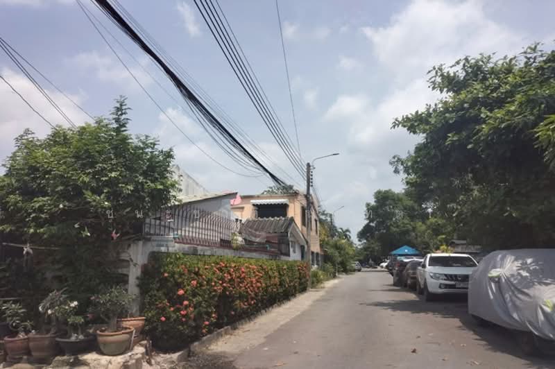 ทาวน์เฮาส์ หมู่บ้าน อยู่สบาย ซอยกรุงเทพ-กรีฑา 8 แยก 3 เนื้อที่ 16 ตรว. เขตบางกะปิ กรุงเทพฯ, Bangkok, Hua Mak, Bang Kapi, Bangkok, 2 Bedrooms, 60 sqm, Townhouse For Sale, by ชนะชาติ นนท์ตา, 11843341 - DDproperty.com