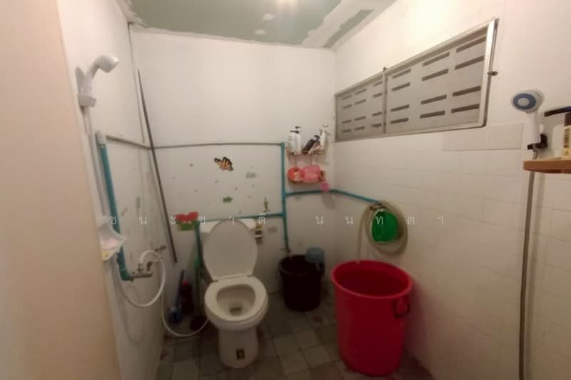 ทาวน์เฮาส์ หมู่บ้าน อยู่สบาย ซอยกรุงเทพ-กรีฑา 8 แยก 3 เนื้อที่ 16 ตรว. เขตบางกะปิ กรุงเทพฯ, Bangkok, Hua Mak, Bang Kapi, Bangkok, 2 Bedrooms, 60 sqm, Townhouse For Sale, by ชนะชาติ นนท์ตา, 11843341 - DDproperty.com