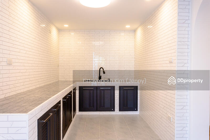 ขาย - ็House For Sale Near HuayKwang, Ladphrao , Ratchada A53 ตรว 3 นอน 3 น้ำ 1 ห้องครัว 1 ห้องนั่งเล่น, กรุงเทพ