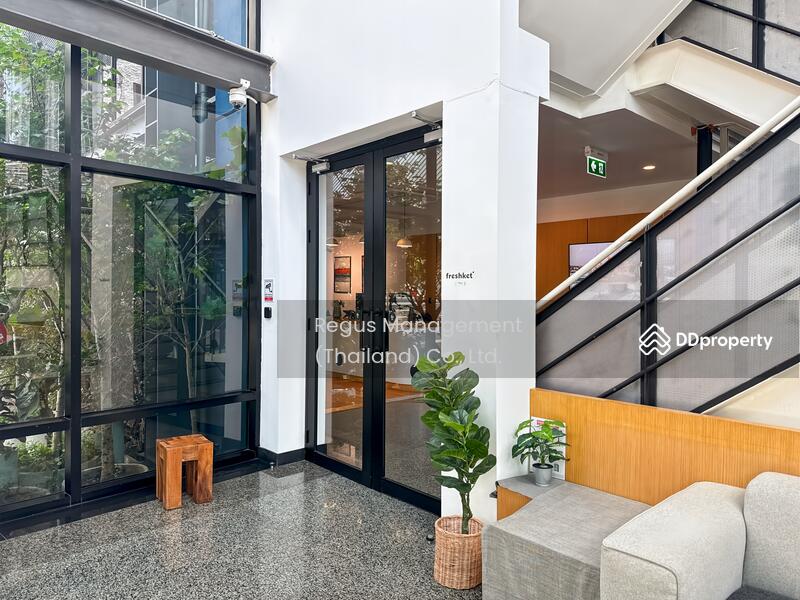 ให้เช่า - การเข้าถึงสำนักงานออกแบบได้ตลอด 24 ชั่วโมงสำหรับ 2 คนใน Spaces Suthi Building, กรุงเทพ