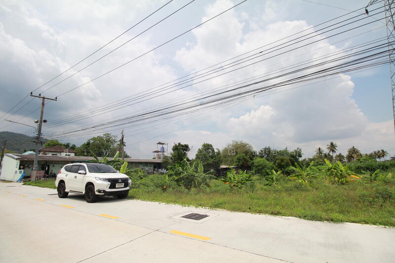 Land for sale: 5 Rai at 1.1 Million Baht per Rai, near Termsub Village, Ban Chang, Rayong, Rayong, Ban Zhang, Ban Chang, Rayong, , 8,000 sqm, Land For Sale, by สุเทพ พสุวณิชย์กุล, 11843742 - DDproperty.com