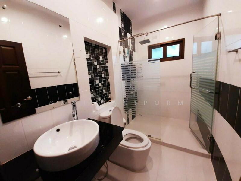 For Sale - Be a Getaway King/Queen: Explore Huai Yai Villa Now!, Chon Buri (Pattaya)