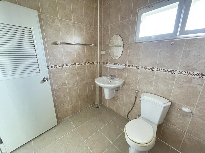 THSR-012 หมู่บ้านอยู่สบายทาวน์โฮม ต.หมากแข้ง อ.เมือง จ.อุดรธานี : Usabuy Townhome Village, Udon Thani, ถ.อัศวมิตร, Mak Khaeng, Muang Udon Thani, Udon Thani, 3 Bedrooms, 172 sqm, Townhouse For Rent, by Kulaya Thanapura, 11844164 - DDproperty.com
