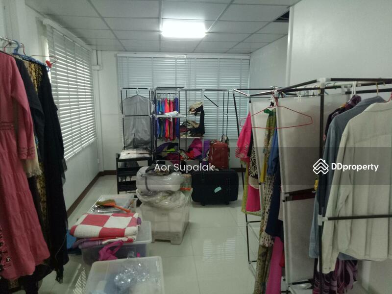 For Sale - Nawarat Village, Chiang Mai