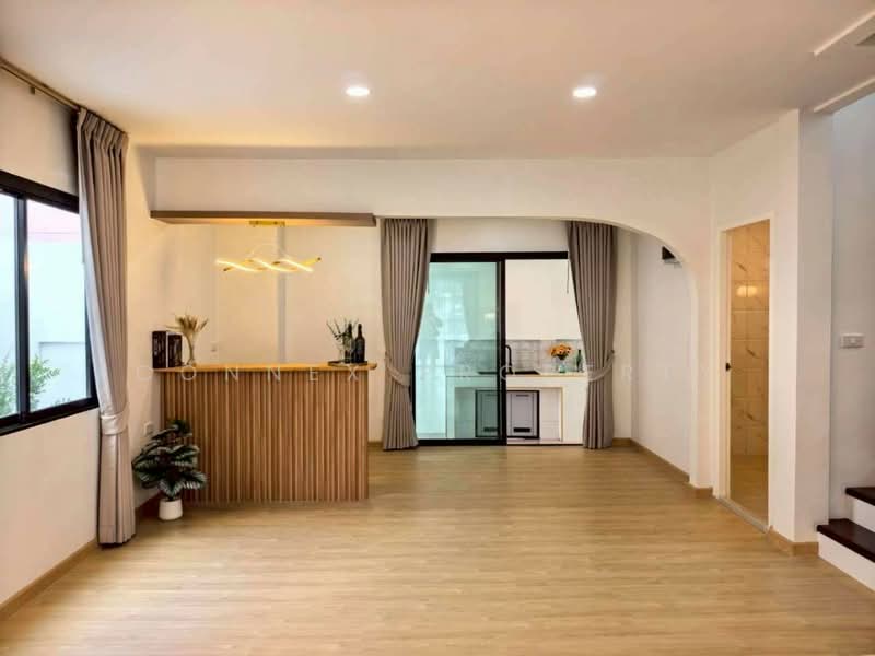 Chonlada Saimai, Bangkok, Sai Mai, Bangkok, 4 Bedrooms, 220 sqm, Townhouse For Sale, by Connex Property, 11844328 - DDproperty.com
