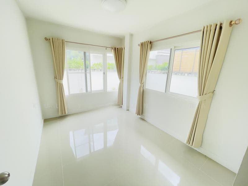 Supalai Garden Ville, Ban Lueam, Mueang Udon Tha, Udon Thani, 198/150 Outer-ring Road, Ban Luam, Muang Udon Thani, Udon Thani, 4 Bedrooms, 220 sqm, Single Detached House For Rent, by Kulaya Thanapura, 11844606 - DDproperty.com
