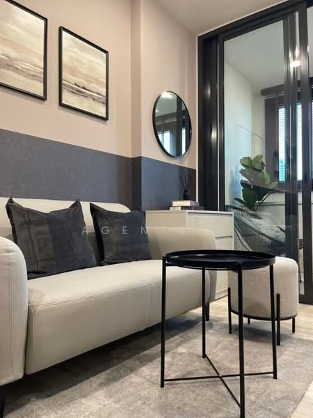 XT Huaikhwang, Bangkok, 244 Ratchadaphisek Road, Huai Khwang, Bangkok, 1 Bedroom, 35 sqm, Condo For Rent, by Agentbkk, 11844721 - DDproperty.com