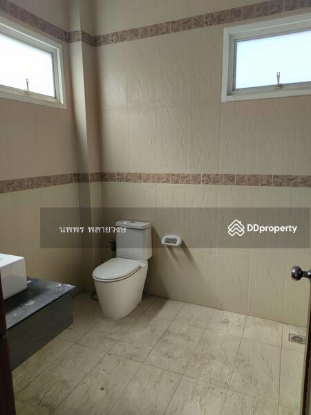 For Sale - อาคารสำนักงาน ซอยเลียบคลองสอง 8, Bangkok