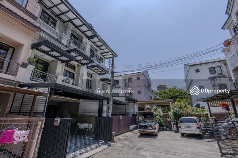 For Sale - Baan Klang Muang Mengjai Ratchada 2, Bangkok