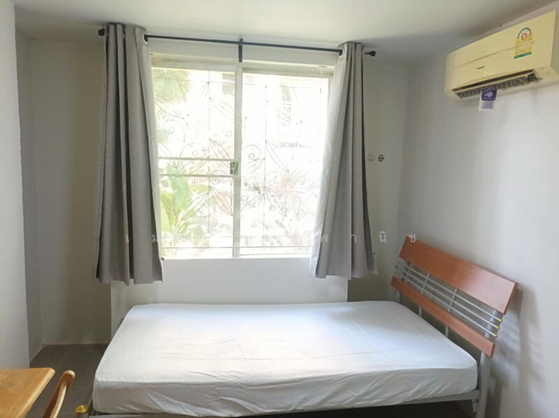 ห้องนอนเล็ก - 2nd Bedroom