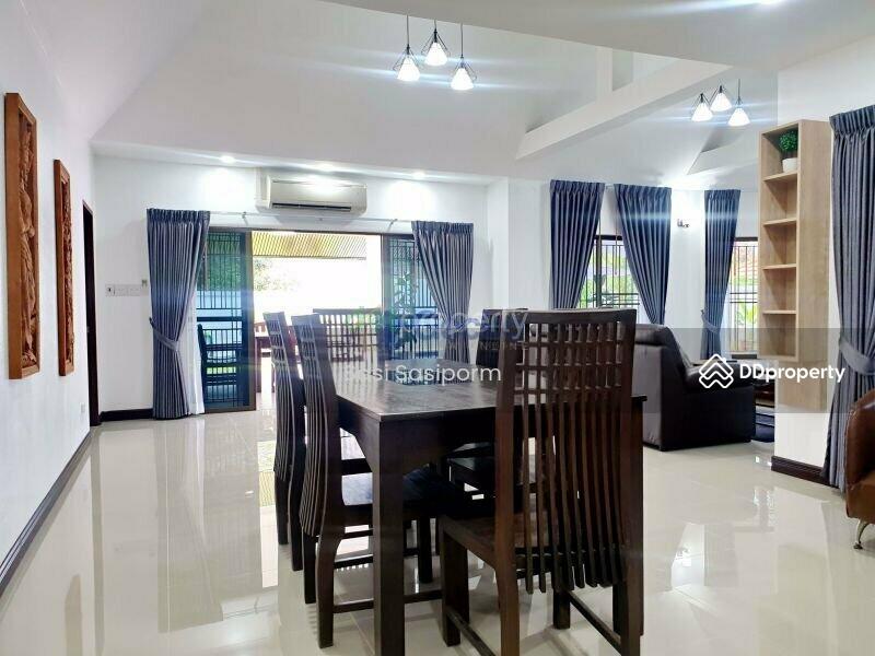 ให้เช่า - รีโนเวทวิลล่า 3 ห้องนอน พร้อมสระว่ายน้ำส่วนตัวและจากุซซี, ชลบุรี