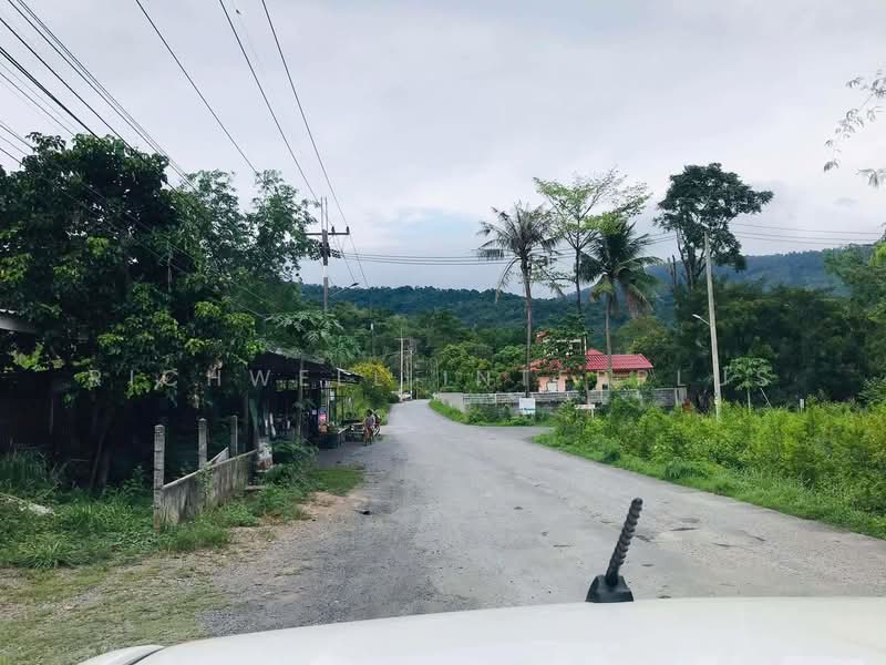 Land for Sale – 110 Sq.w., Filled, Surrounded by Mountain Views, Near Wang Takhrai Waterfall, Nakhon Nayok, Sarika, Muang Nakhon Nayok, Nakhon Nayok, , 440 sqm, Land For Sale, by RICHWELL INTERPLUS, 11846060 - DDproperty.com
