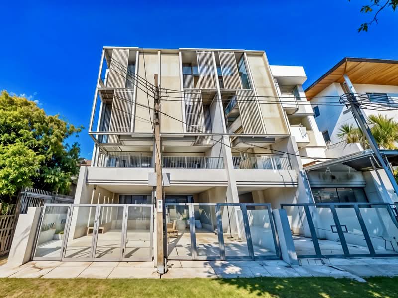 R2422, Bangkok, 7 รามคำแหง 24, Hua Mak, Bang Kapi, Bangkok, 5 Bedrooms, 350 sqm, Townhouse For Sale, by Atiwat Atiwat, 11846082 - DDproperty.com