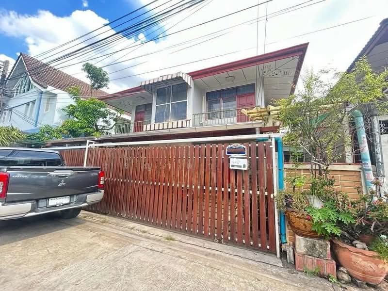 Single house Suthisan-Huai Khwang, Bangkok, Din Daeng, Din Daeng, Bangkok, 4 Bedrooms, 264 sqm, Single Detached House For Rent, by ปรินทร์ญาดา ชิณโชติ, 11846433 - DDproperty.com