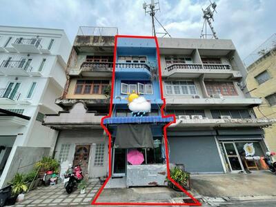 ขาย - ขายอาคารพาณิชย์ 3.5 ชั้น ขนาด 18 ตรว ซ.กรุงเทพ-นนทบุรี56 ใกล้แยกวงศ์สว่าง แขวงบางเขนฝั่งใต้, กรุงเทพ
