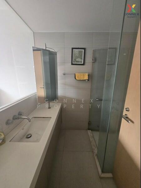 Siri At Sukhumvit, Bangkok, 902 Sukhumvit Road, Phra Kanong, Khlong Toei, Bangkok, 1 Bedroom, 52 sqm, Condo For Rent, by Connex Property, 11847649 - DDproperty.com