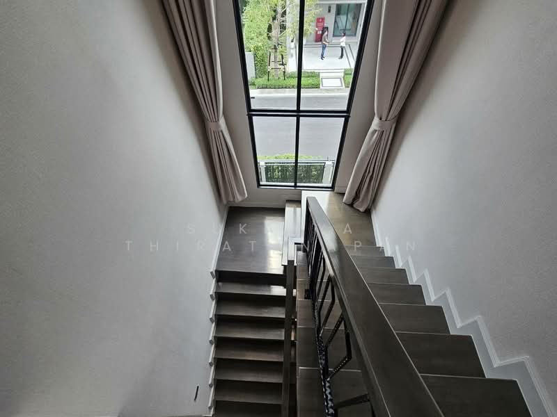 Baan Klang Muang Classe Ratchayothin, Bangkok, Chatuchak, Chatuchak, Bangkok, 3 Bedrooms, 238 sqm, Townhouse For Sale, by Sukanya Thiratanapan, 11847681 - DDproperty.com